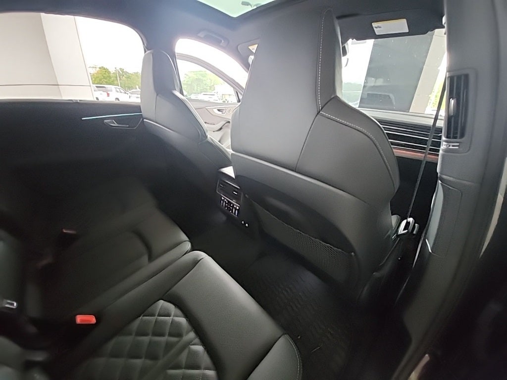 2025 Audi SQ7 Prestige quattro