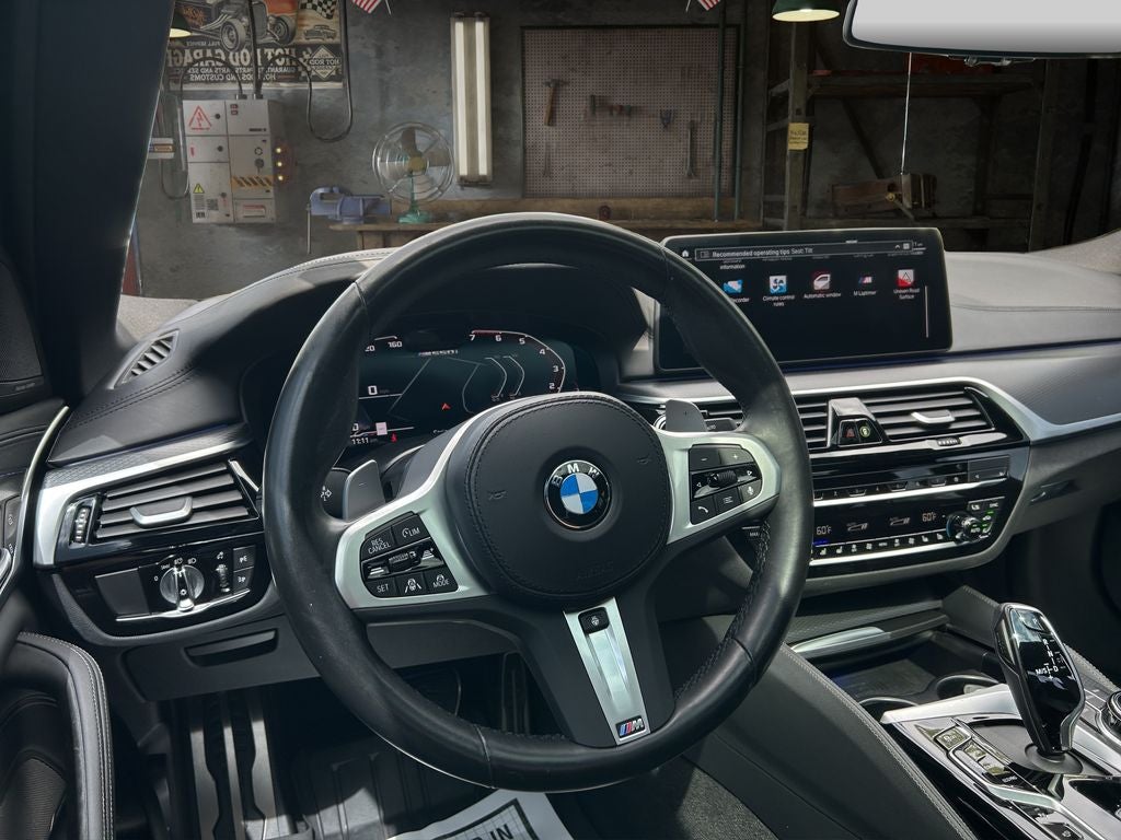 2023 BMW 5 Series M550i xDrive