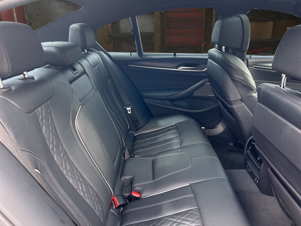 2023 BMW 5 Series M550i xDrive