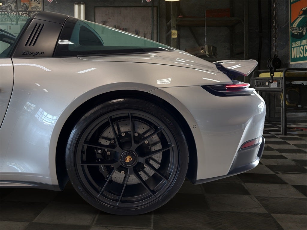 2025 Porsche 911 Targa 4 GTS