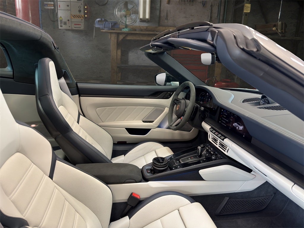 2025 Porsche 911 Targa 4 GTS