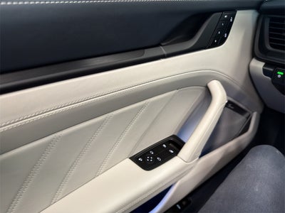 2025 Porsche 911 Targa 4 GTS