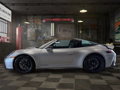 2025 Porsche 911 Targa 4 GTS