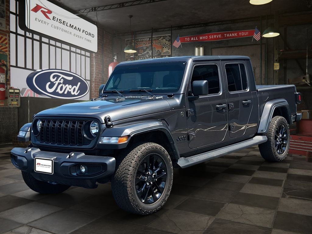 2025 Jeep Gladiator Nighthawk