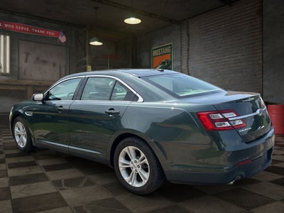 2016 Ford Taurus SE