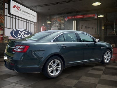2016 Ford Taurus SE