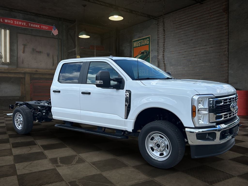 2026 Ford Chassis Cab F-350® XL