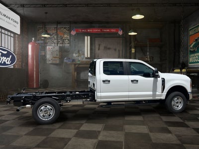 2026 Ford Chassis Cab F-350® XL