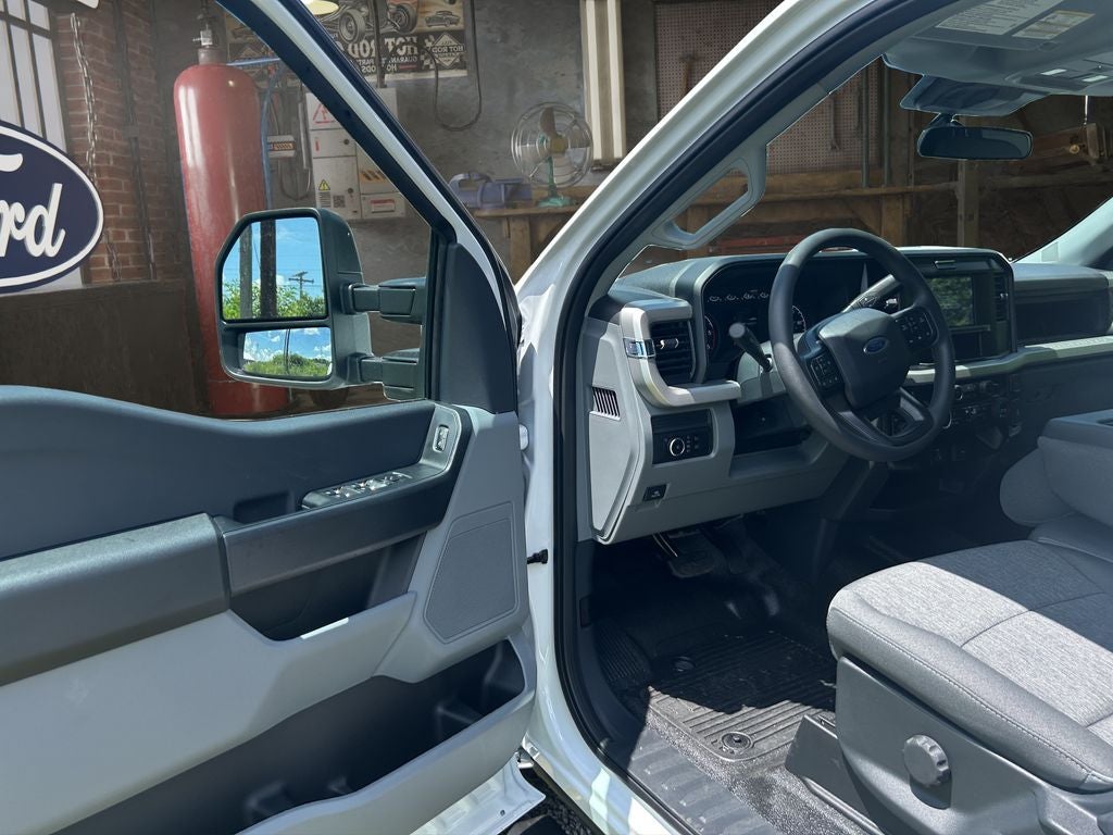 2026 Ford Chassis Cab F-350® XL