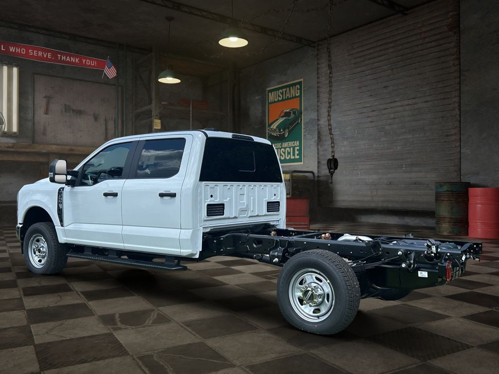 2026 Ford Chassis Cab F-350® XL