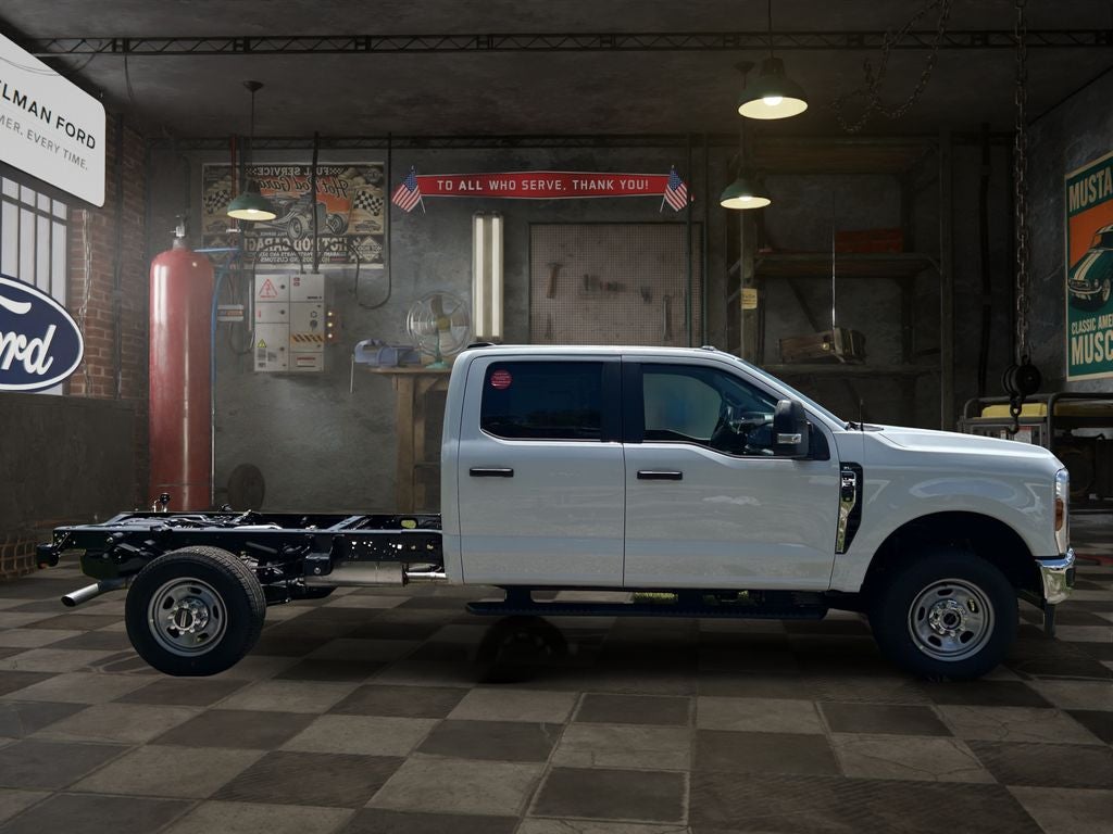 2026 Ford Chassis Cab F-350® XL