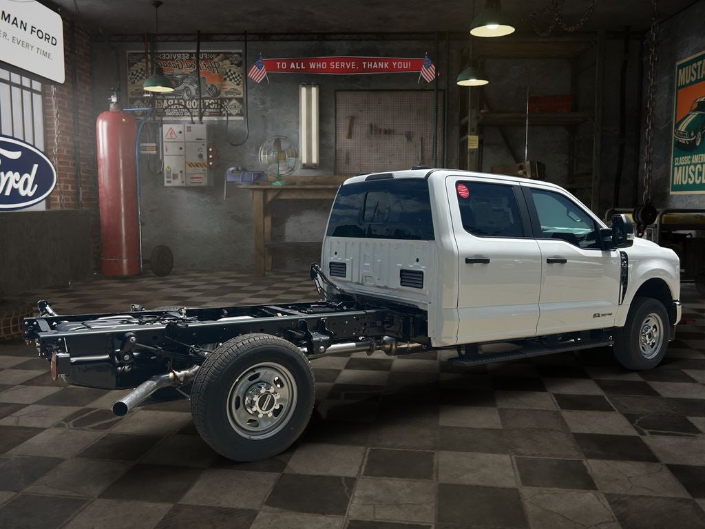 2026 Ford Chassis Cab F-350® XL