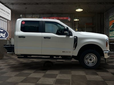 2026 Ford Chassis Cab F-350® XL