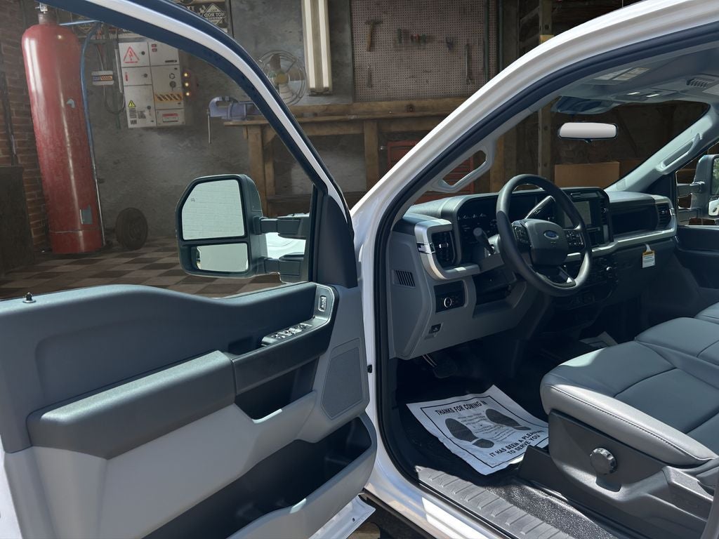 2026 Ford Chassis Cab F-350® XL