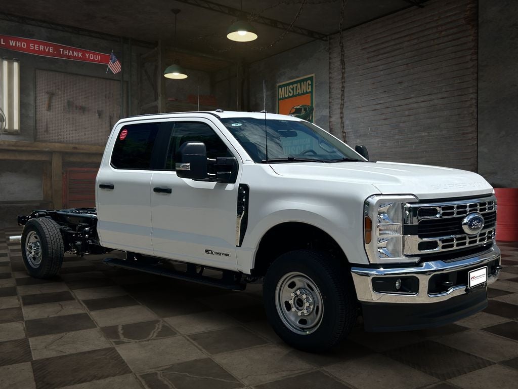 2026 Ford Chassis Cab F-350® XL