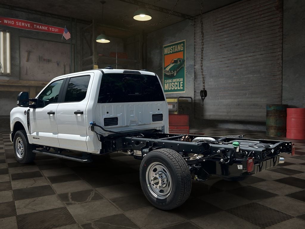 2026 Ford Chassis Cab F-350® XL
