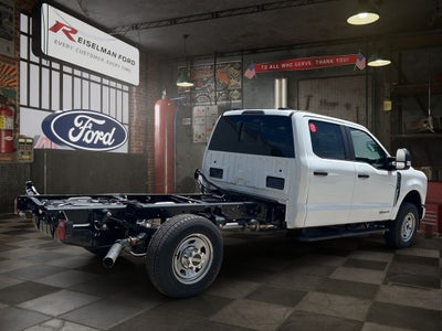 2026 Ford Chassis Cab F-350® XL