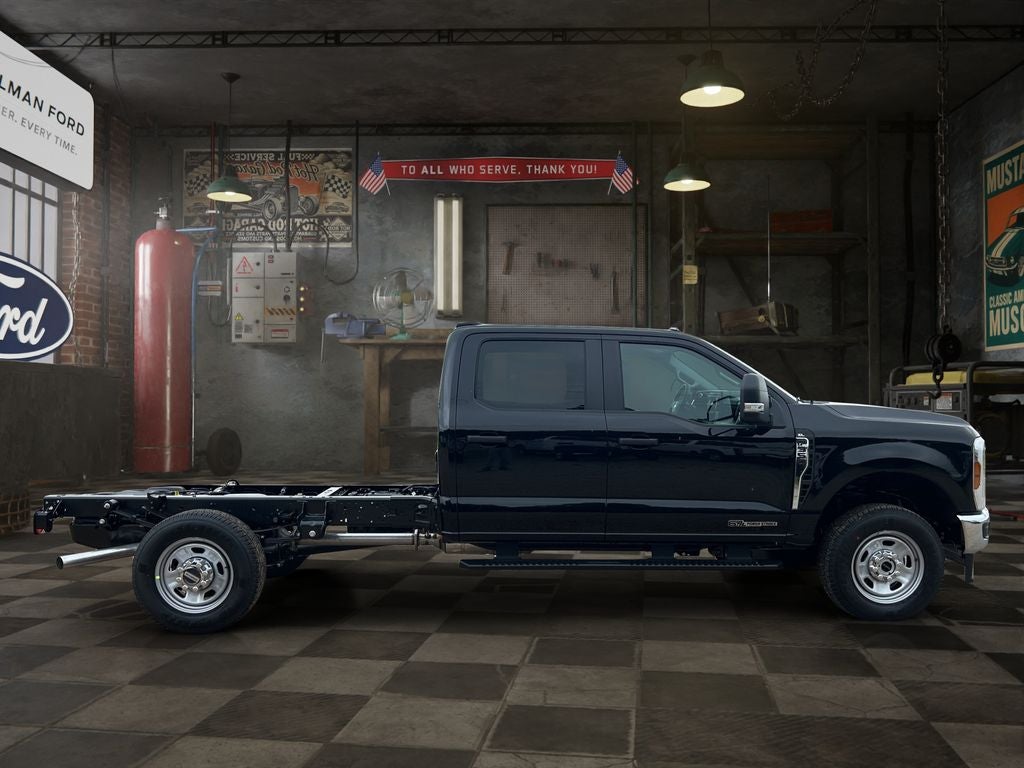 2026 Ford Chassis Cab F-350® XL