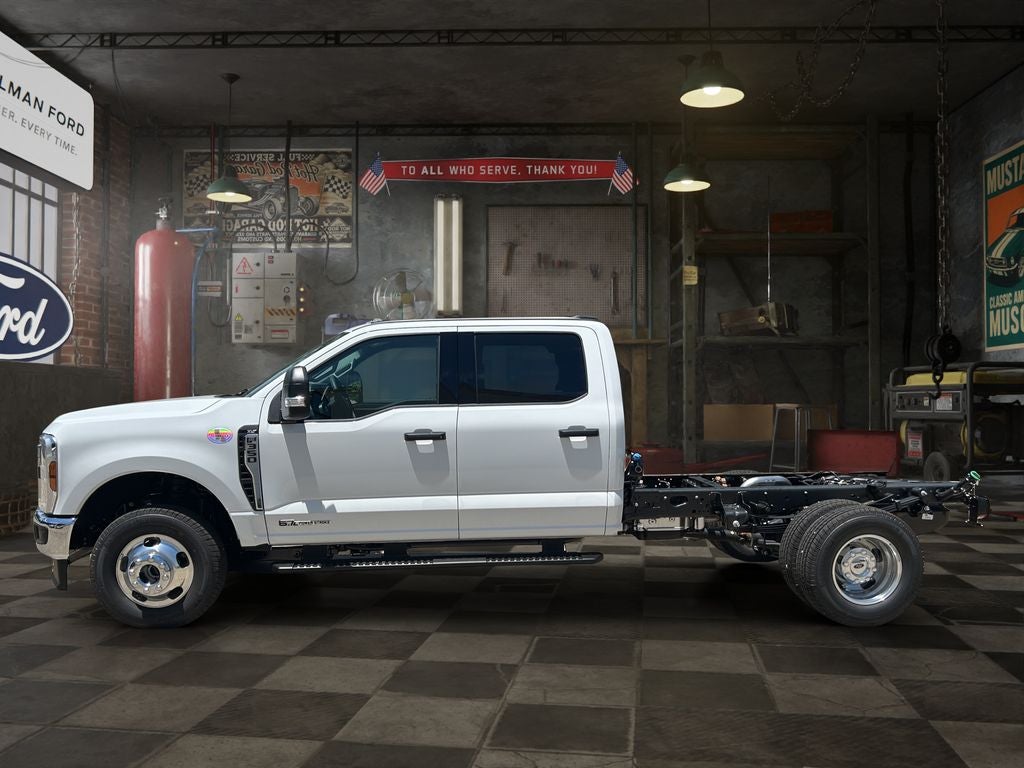 2026 Ford F-350SD XLT DRW