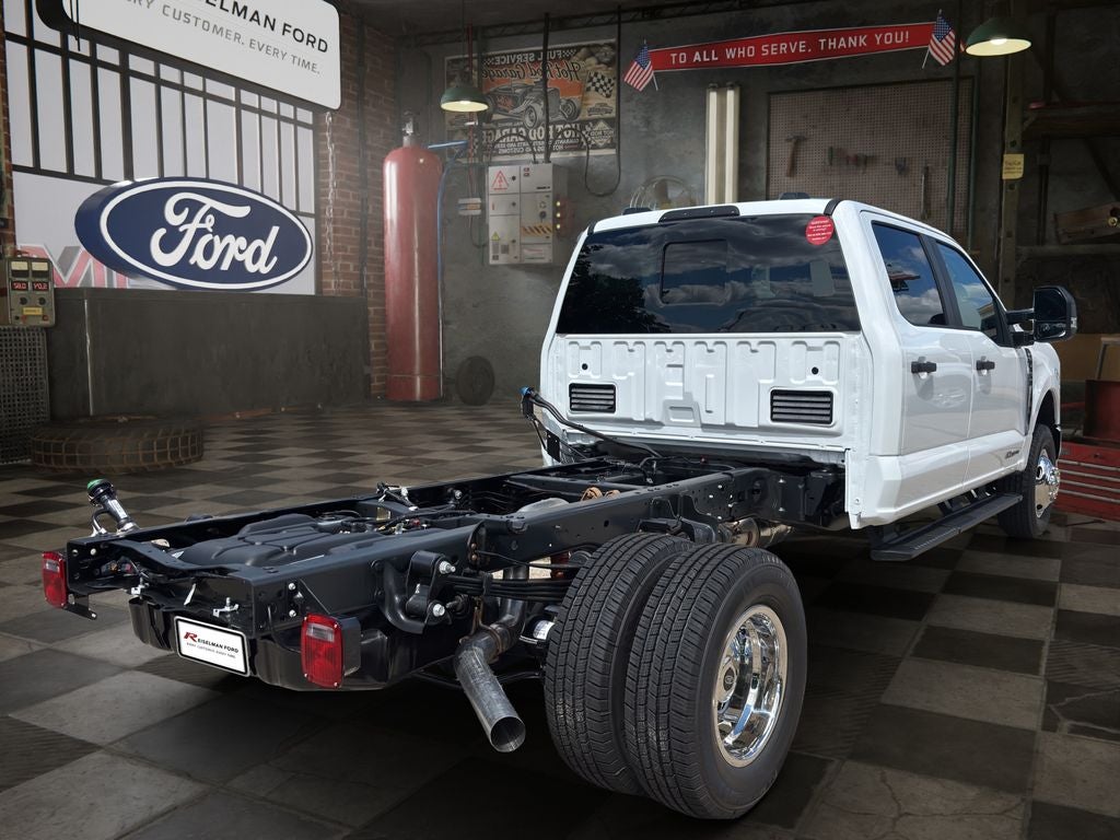 2026 Ford Chassis Cab F-350® XL