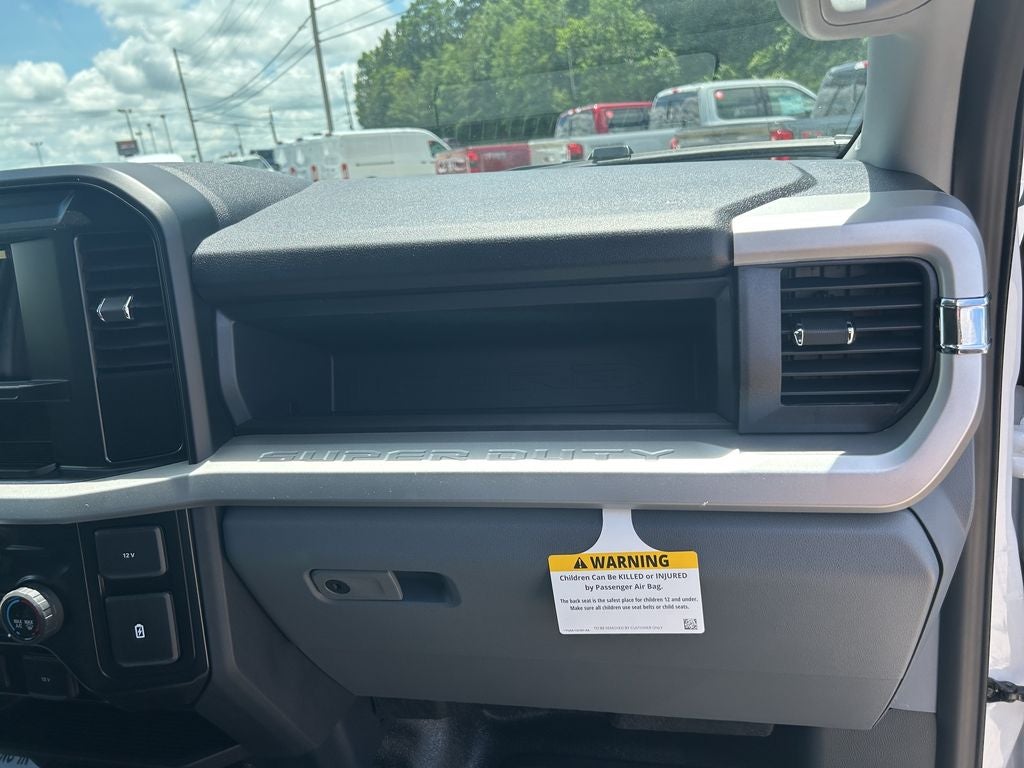 2026 Ford Chassis Cab F-350® XL