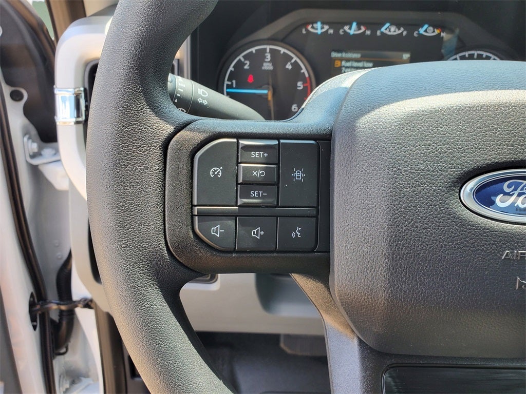 2025 Ford Chassis Cab F-350® XL