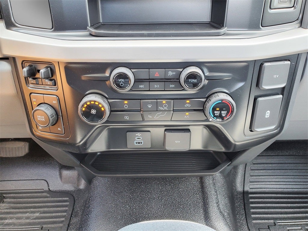 2025 Ford Chassis Cab F-350® XL