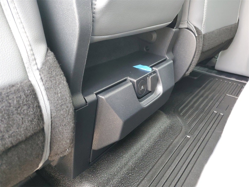 2025 Ford Chassis Cab F-350® XL