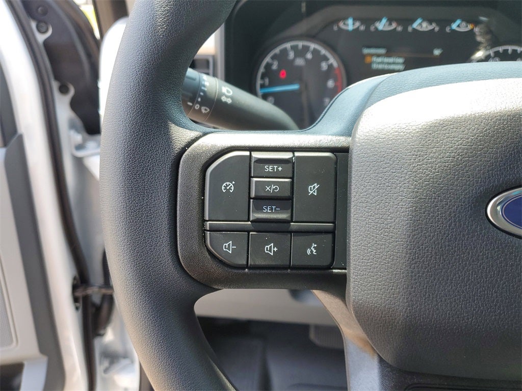 2025 Ford Chassis Cab F-350® XL