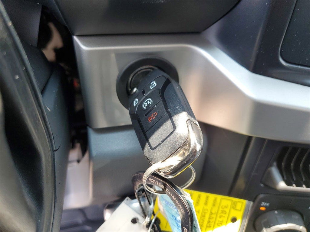 2025 Ford Chassis Cab F-350® XL