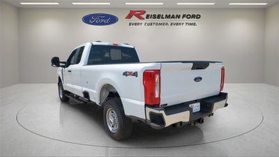 2025 Ford Chassis Cab F-350® XL