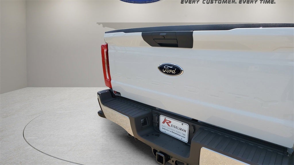 2025 Ford Chassis Cab F-350® XL