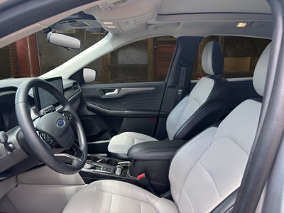2023 Ford Escape Plug-In Hybrid Base
