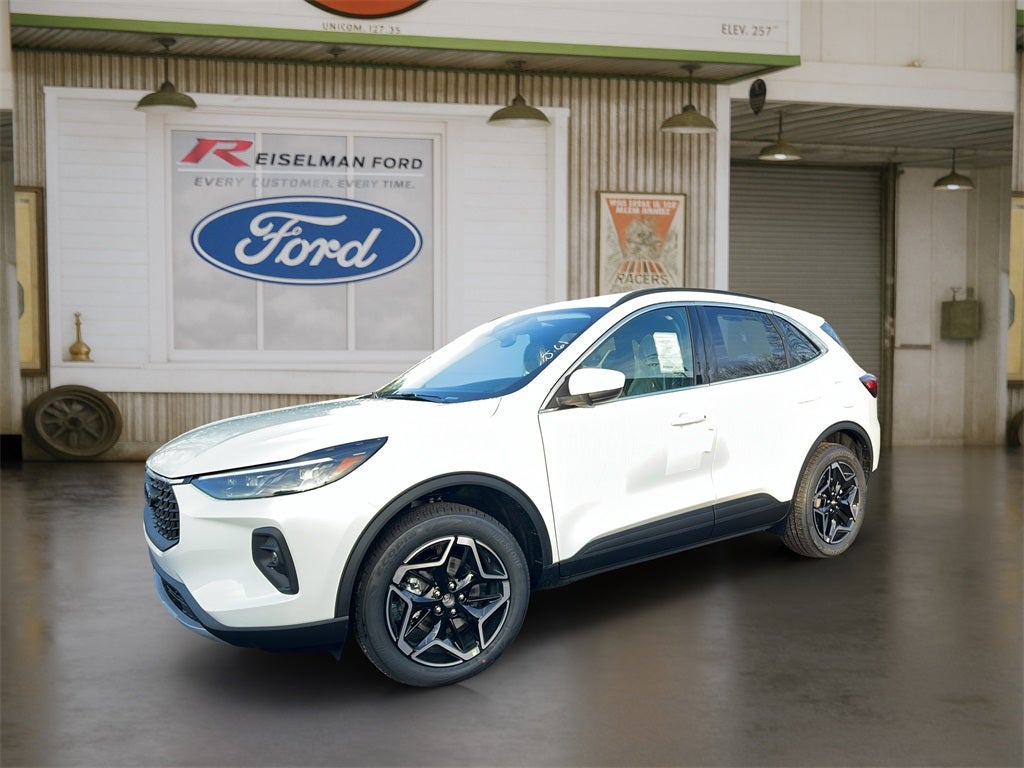 2026 Ford Escape Platinum™