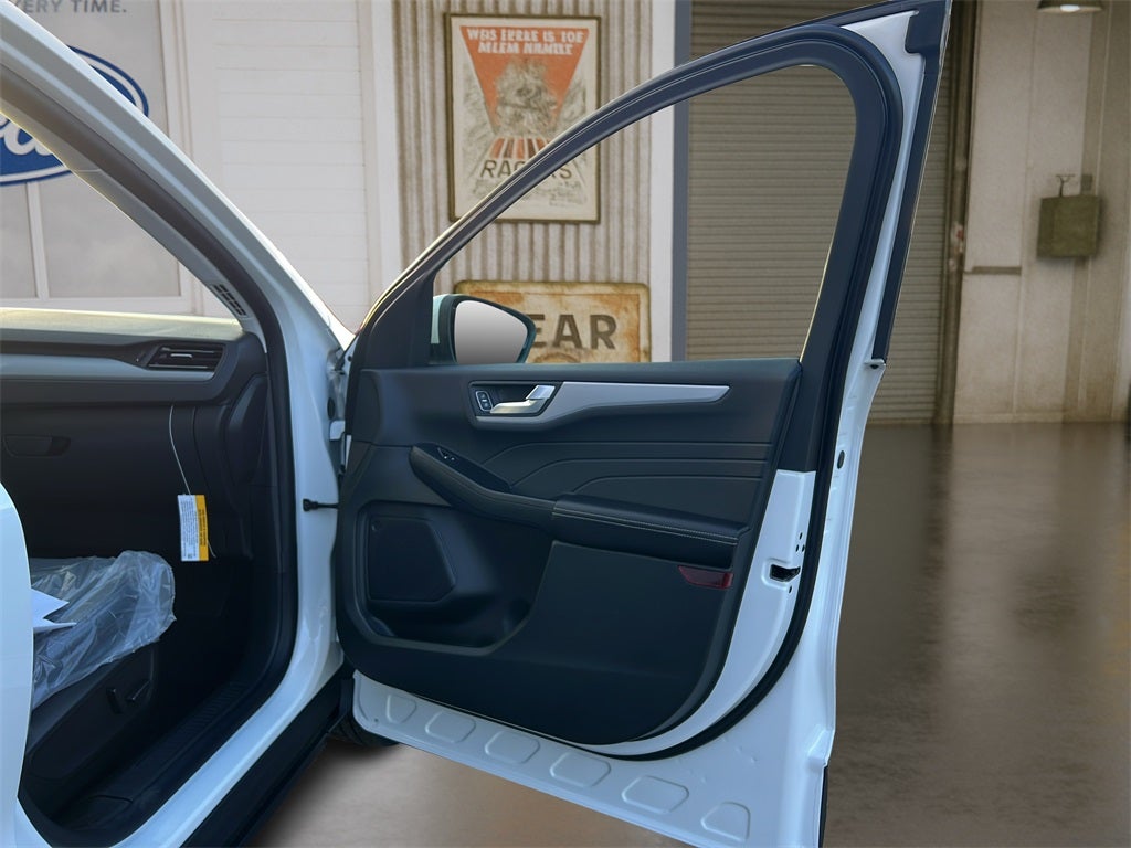 2026 Ford Escape Platinum™