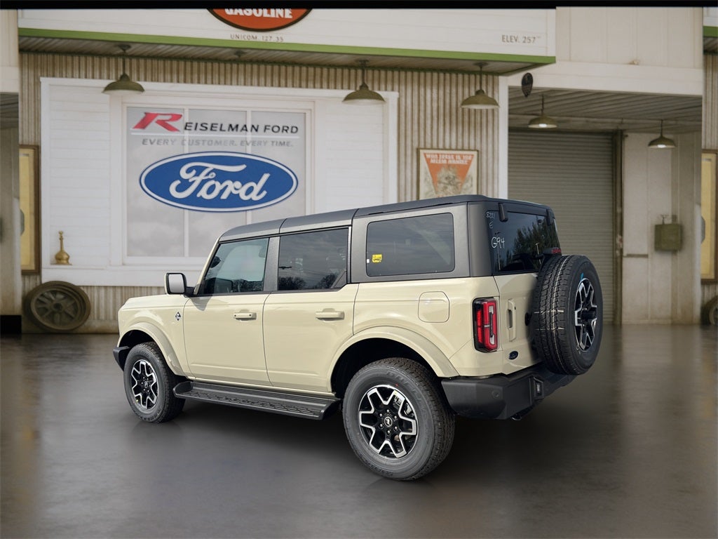 2025 Ford Bronco Outer Banks®