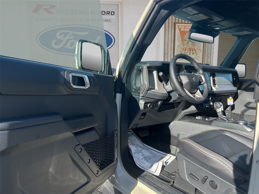 2025 Ford Bronco Outer Banks®