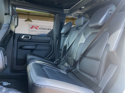 2025 Ford Bronco Outer Banks®