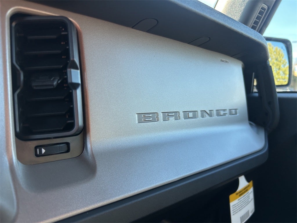 2025 Ford Bronco Outer Banks®