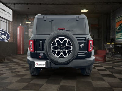 2026 Ford Bronco Outer Banks®