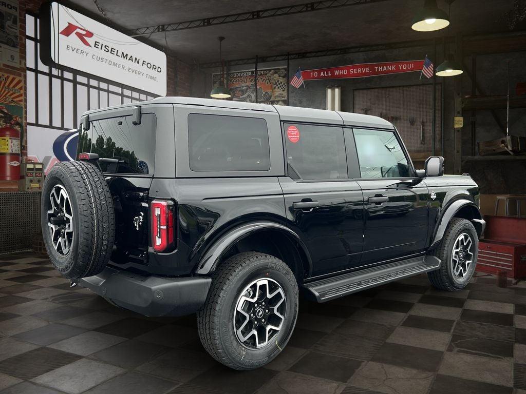 2026 Ford Bronco Outer Banks®