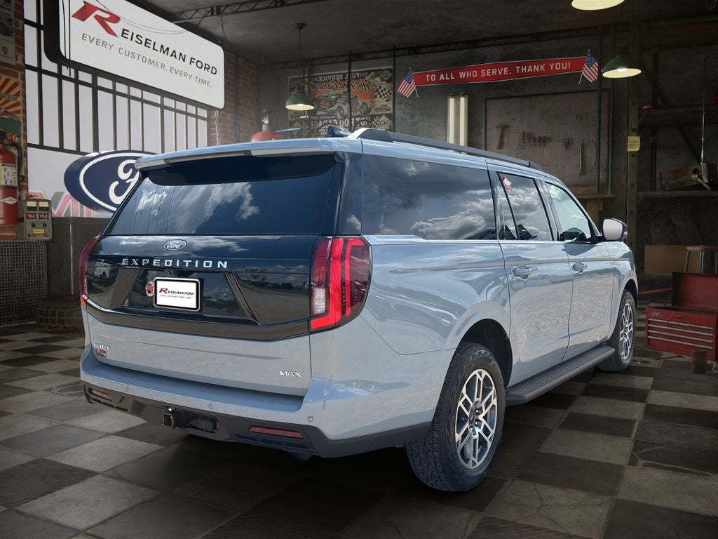 2026 Ford Expedition MAX Active