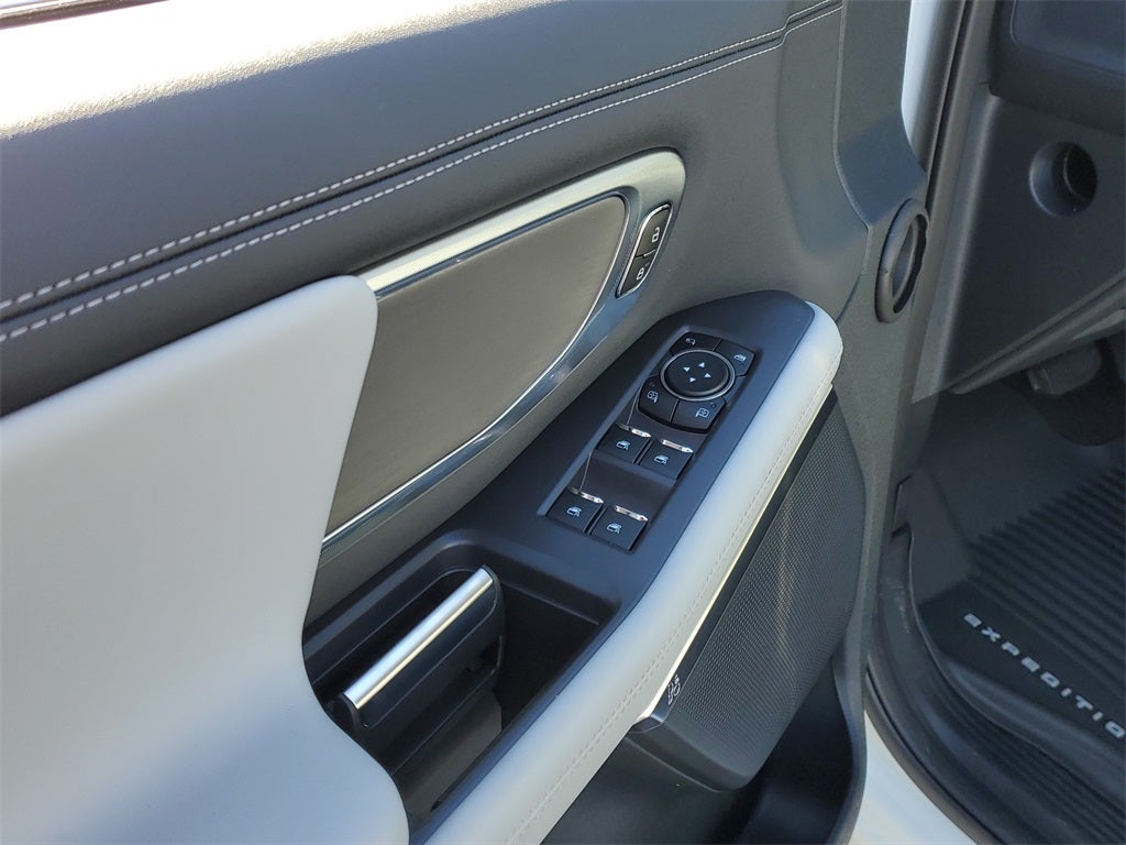 2025 Ford Expedition Platinum® MAX