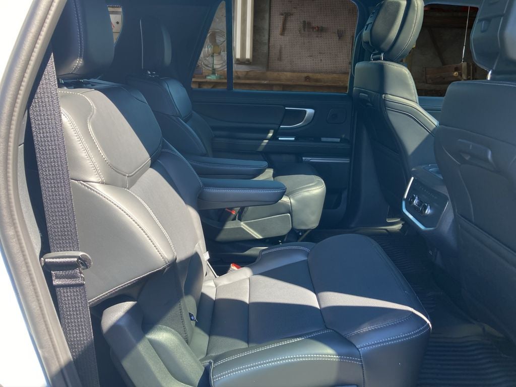 2026 Ford Expedition MAX Platinum®