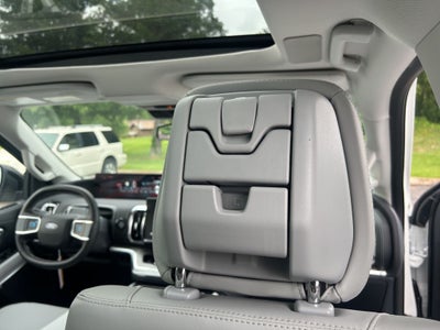 2027 Ford Expedition Platinum