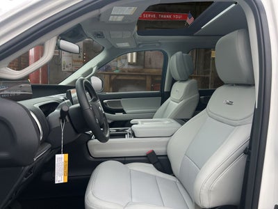 2027 Ford Expedition Platinum