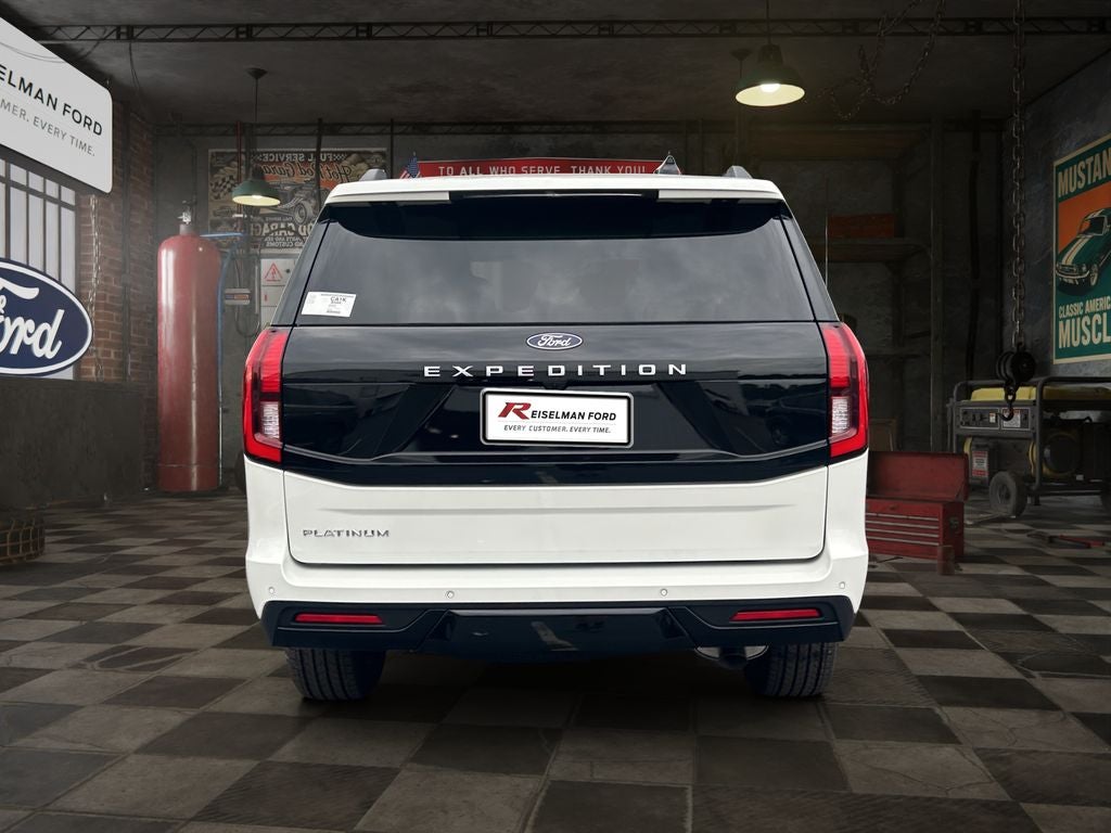2027 Ford Expedition Platinum