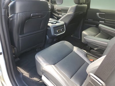 2025 Ford Expedition Platinum®