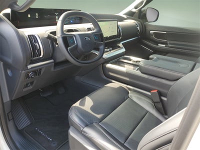 2025 Ford Expedition Platinum®