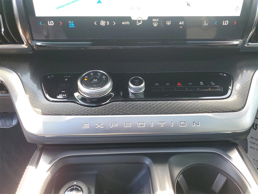 2025 Ford Expedition Platinum®